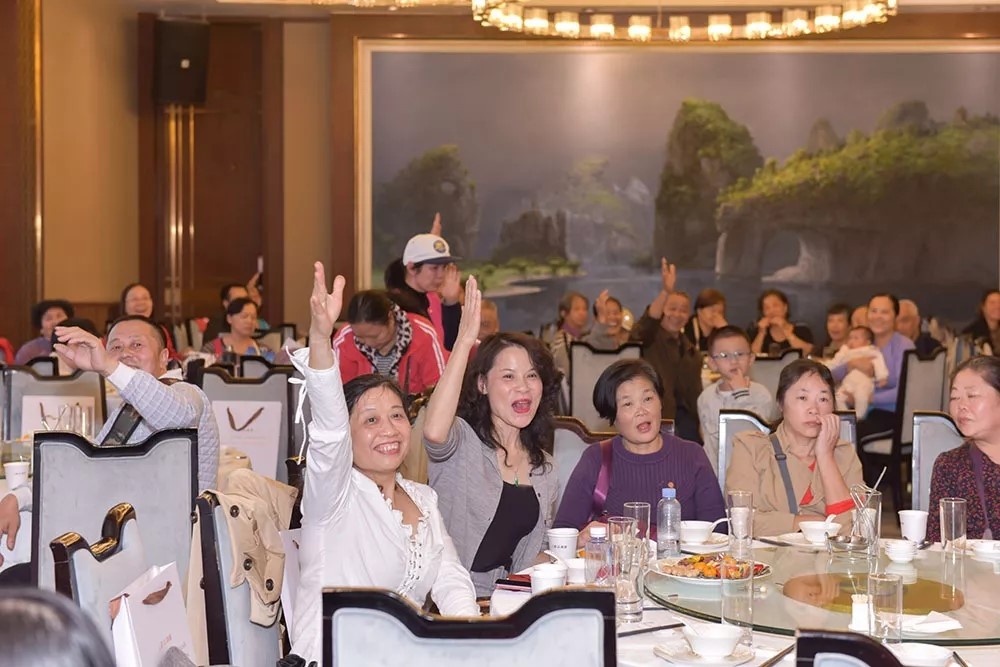 10.4 興進家人幸福相聚.jpg